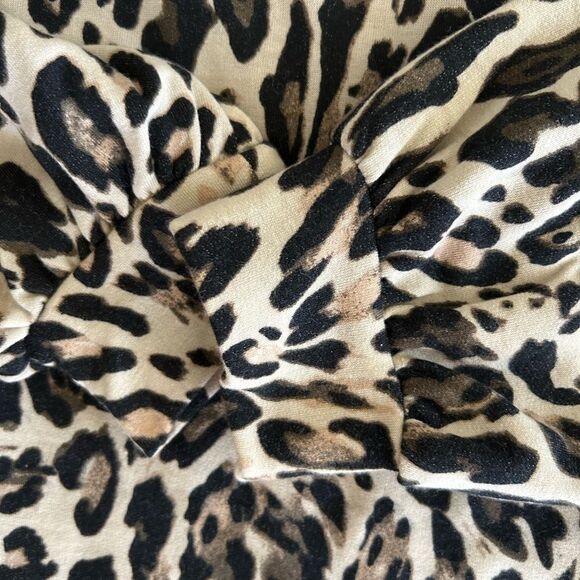 Zoe + Phoebe lounge wear set, Leopard print, Size Small, NWT - Picture 7 of 12